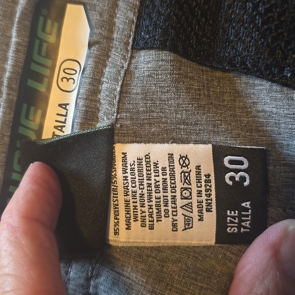 Wave Life Men's Swim Trunks Size 30 Blue Marlin Pattern when Wet - Picture 4 of 6